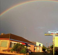 Road Kill Grillz - Inverell Accommodation