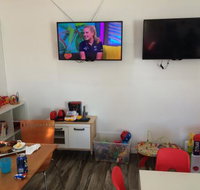 Tommy  Me - Inverell Accommodation