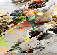 Our Chow - Inverell Accommodation