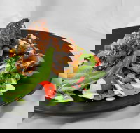 Lulu  Mr Q - Inverell Accommodation