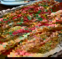 Four Hands Pizza - Inverell Accommodation