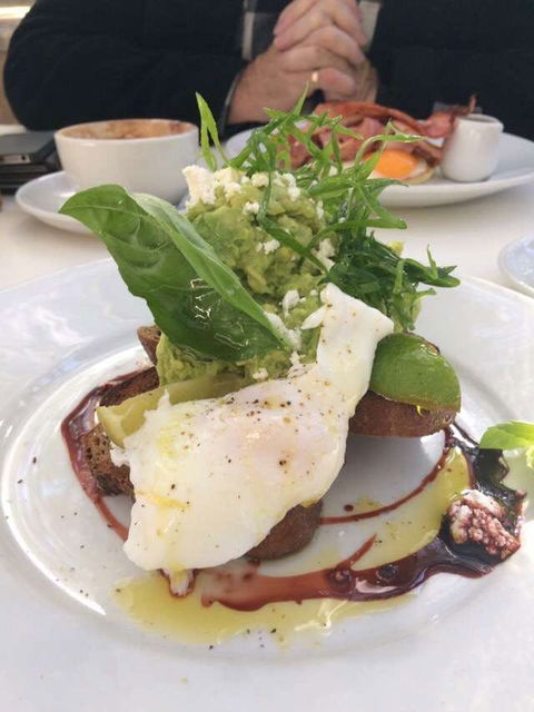 Lily's Pad Cafe - Inverell Accommodation 0