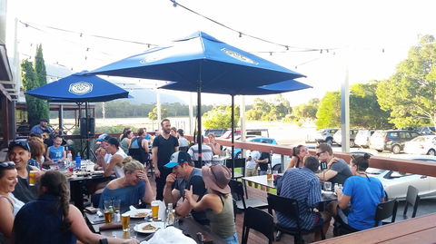 Halls Gap Hotel - Inverell Accommodation 2