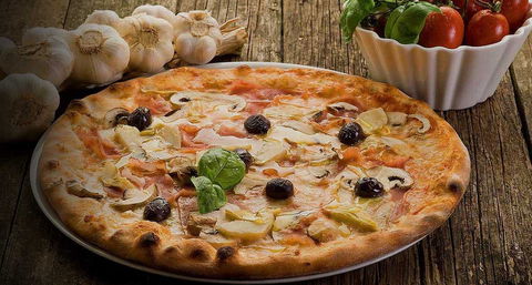 Alex's Pizza - Inverell Accommodation 0