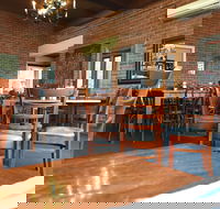 Miss Francesca's - Inverell Accommodation