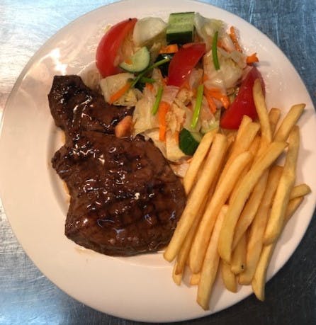 Arvis Restaurant & Bar - Inverell Accommodation 0