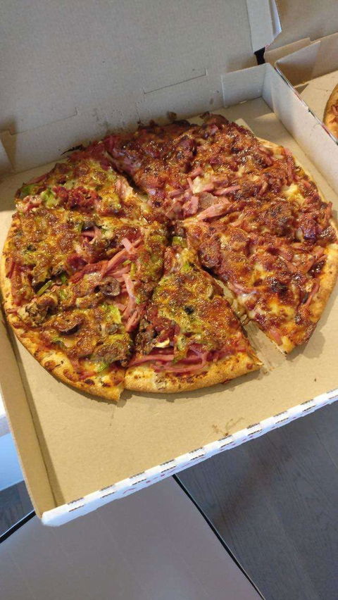 Father's Pizza - Brunswick - Inverell Accommodation 0