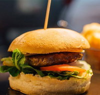 Burger Urge - Banyo - Inverell Accommodation