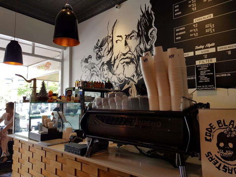 Architects And Heroes - Inverell Accommodation 0