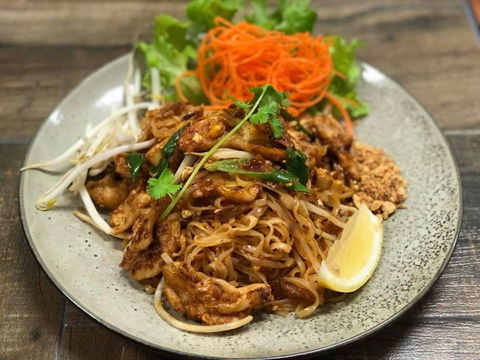 I Am Thai - Inverell Accommodation 0
