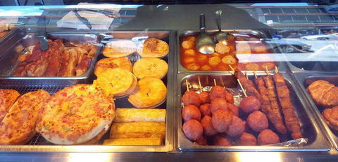 Vinata's Hot Bread - Inverell Accommodation 0