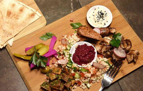 Arthouse Kitchen - Inverell Accommodation 11
