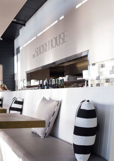 The Shorehouse - Inverell Accommodation 7