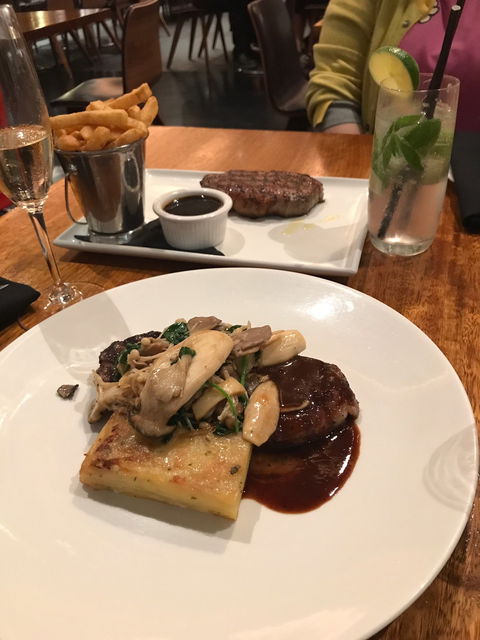 Adelphi Grill - Inverell Accommodation 6