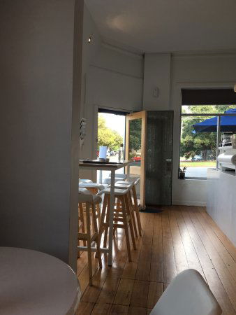 Aucuba Coffee Roasters - Inverell Accommodation 0