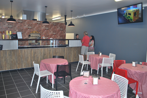 NT Pizza Co - Inverell Accommodation 0