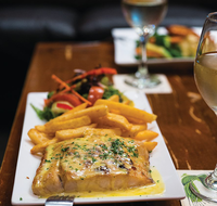 Dollys Bar  The Hibiscus Tavern - Inverell Accommodation