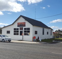 Legerwood Kitchen - Inverell Accommodation