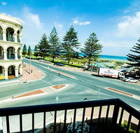 Largs Pier - Inverell Accommodation