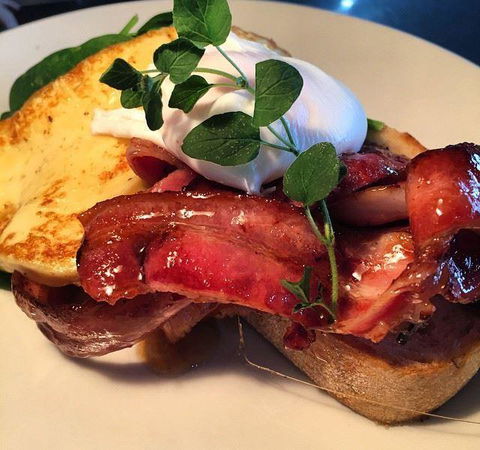 The Empire Cafe - Inverell Accommodation 14