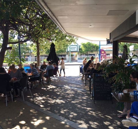 The Empire Cafe - Inverell Accommodation 32