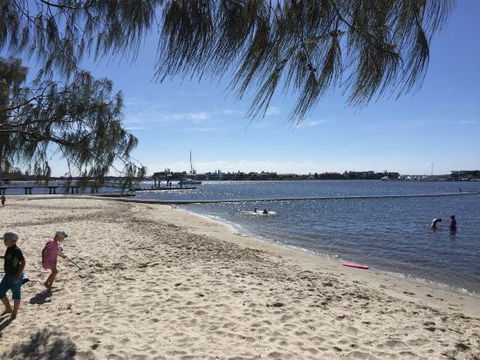 Cafe 7 Paradise Point - Inverell Accommodation 0