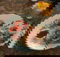 Joie De Vivre The Joy Of Life - Inverell Accommodation