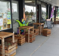 Charlie's Raw Squeeze Clontarf - Inverell Accommodation