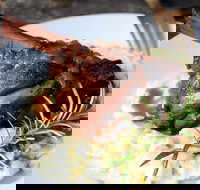 Pikkuw's Pizza  Pit Stop - Inverell Accommodation