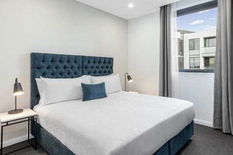 Meriton Suites Sydney Airport - Inverell Accommodation 11