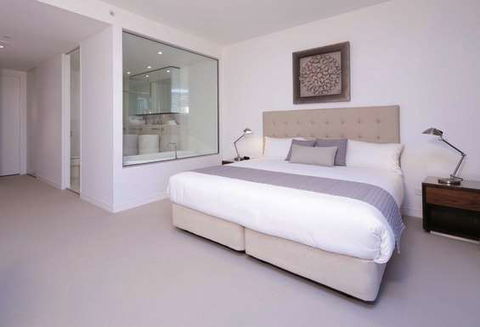 Peppers Broadbeach - Inverell Accommodation 1