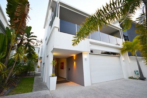 Alex Beach House - Inverell Accommodation 0