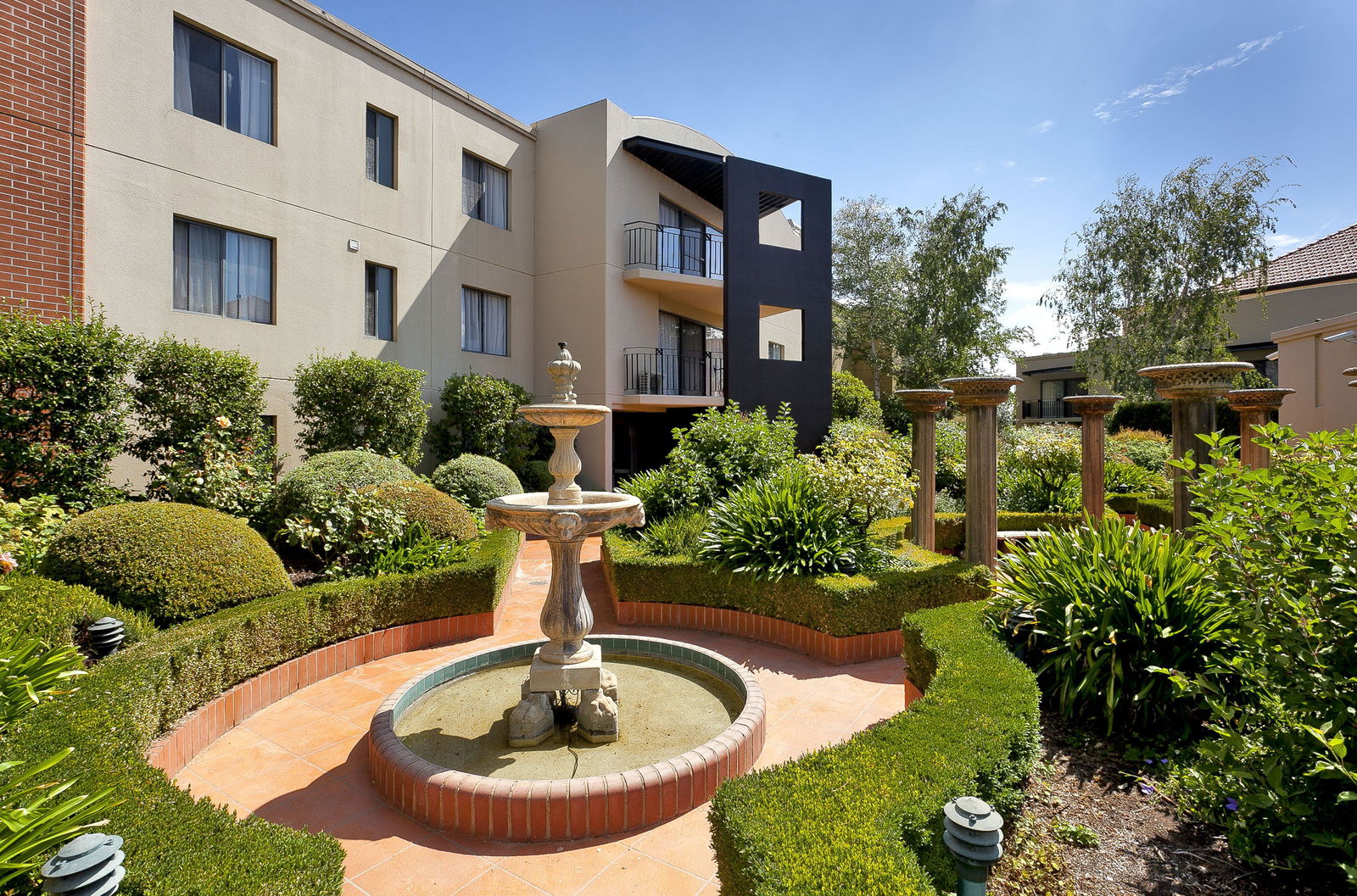 Kingston ACT Inverell Accommodation