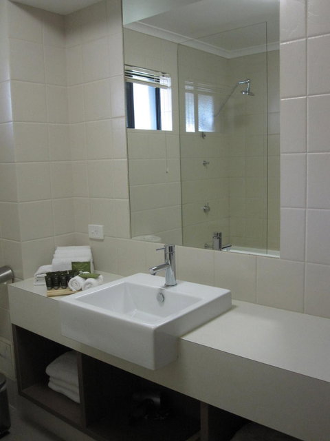 Margarets in Town Apartments - Inverell Accommodation 6