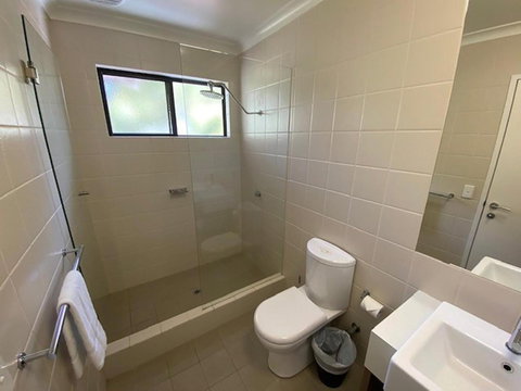 Margarets in Town Apartments - Inverell Accommodation 10