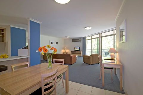 Kingston Terrace Serviced Apartments - Inverell Accommodation 3