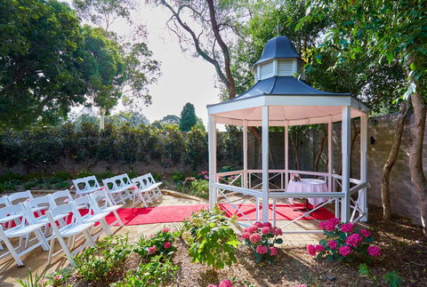 Holiday Inn Warwick Farm - Inverell Accommodation 3