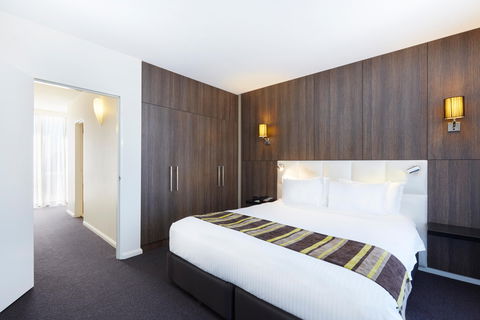 Holiday Inn Warwick Farm - Inverell Accommodation 4