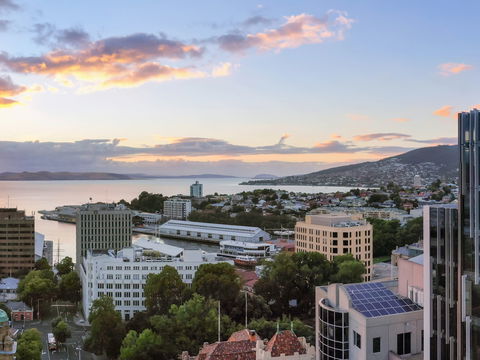 Moevenpick Hotel Hobart - Inverell Accommodation 0