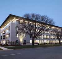 Knightsbridge Canberra - Inverell Accommodation