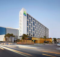 Holiday Inn Express Sydney Airport - Inverell Accommodation