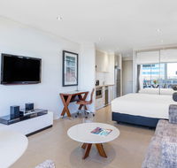 Meriton Suites Broadbeach - Inverell Accommodation