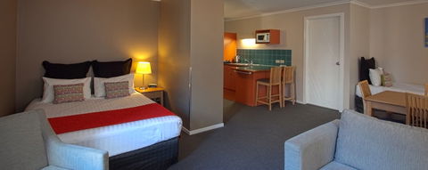 Quest Waterfront Serviced Apartments - Inverell Accommodation 2