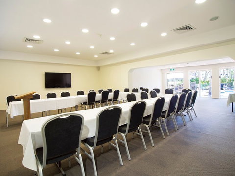 Oaks Oasis, Caloundra - Inverell Accommodation 4