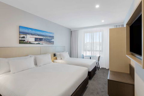 Travelodge Sydney Airport - Inverell Accommodation 10