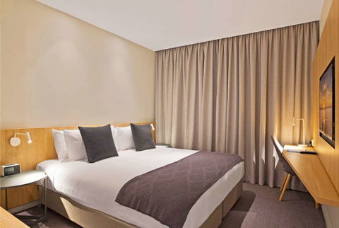 Mantra Hotel At Sydney Airport - Inverell Accommodation 2