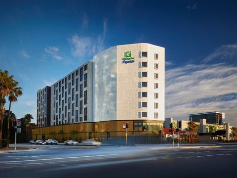 Holiday Inn Express Sydney Airport - Inverell Accommodation 2