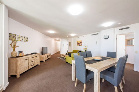 Lanai Riverside Apartments - Inverell Accommodation 4