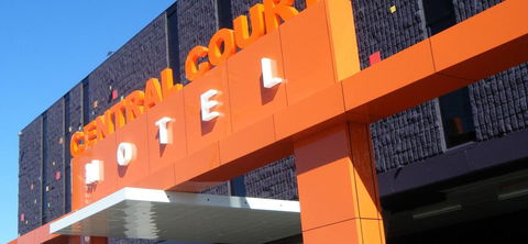 Warrnambool Central Court - Inverell Accommodation 0