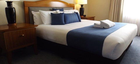 Warrnambool Central Court - Inverell Accommodation 1